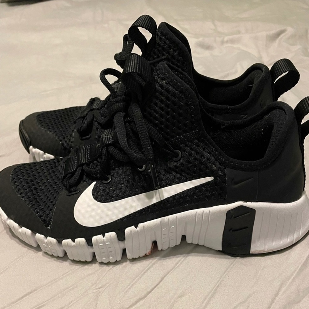 Nike Mens Metcon 3 Shoes